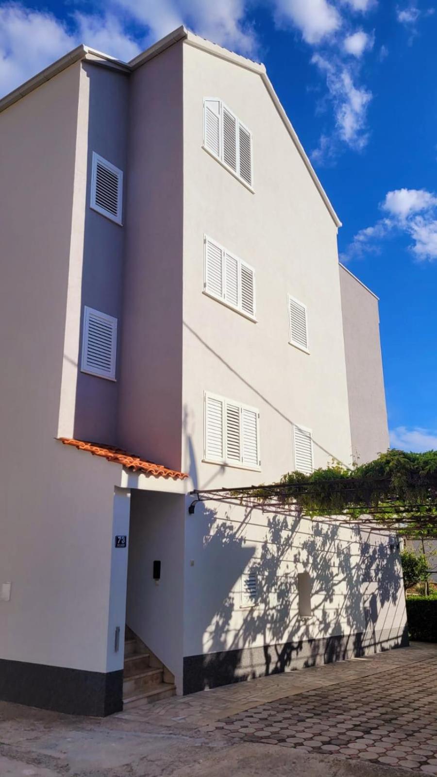 Sunshine Apartments Подстрана Екстериор снимка