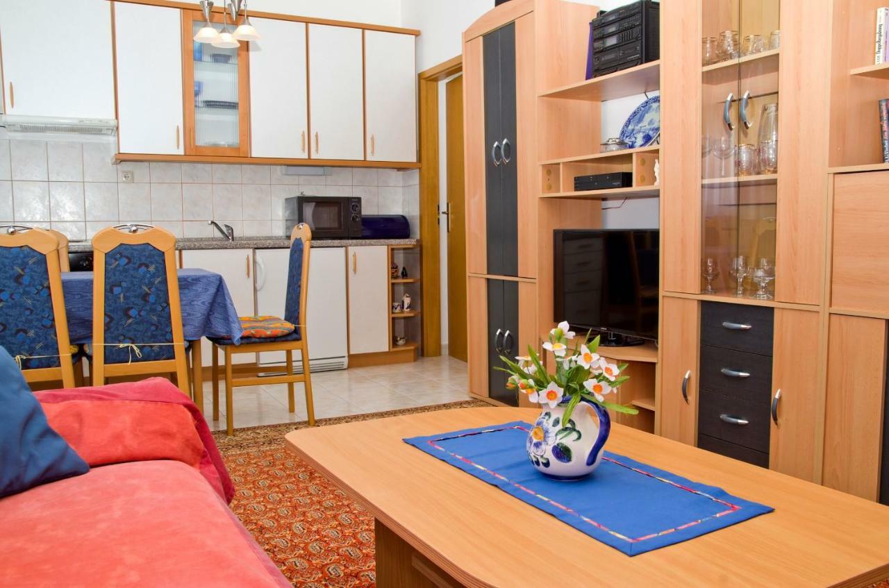 Sunshine Apartments Подстрана Екстериор снимка